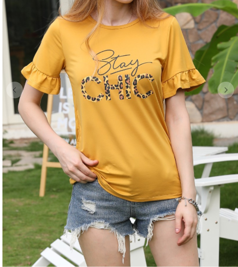 STAY CHIC TEE